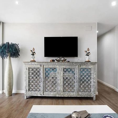 Cozy Room In Stylish Flat Just Steps From The Beach Cádiz Exterior foto